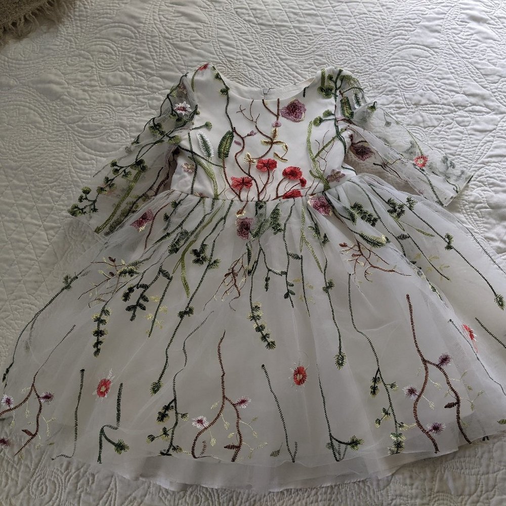 JJ's House Lace Scoop Flower Girl Dress Ball-Gown, size 6